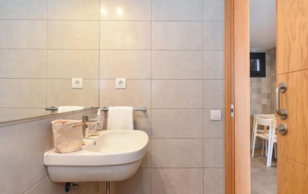 Morea Suites 1 - Photo 17