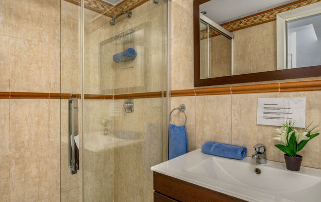 Puerto Marina - Photo 18